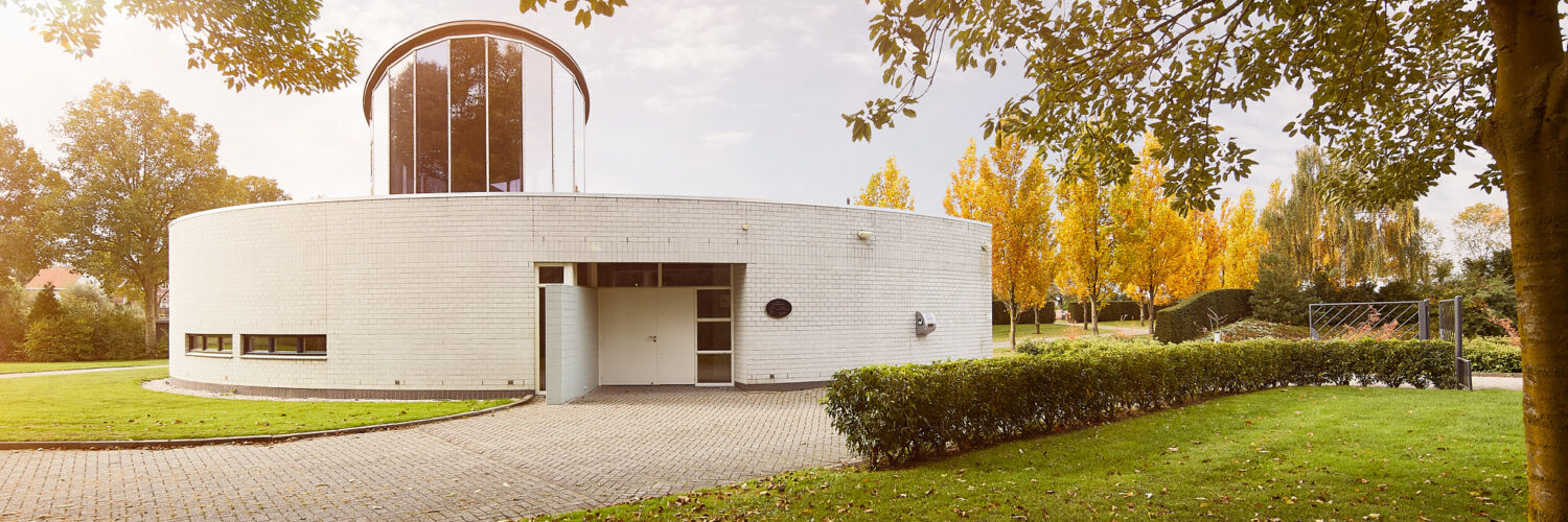 Aula 'De Essenhof', Puttershoek